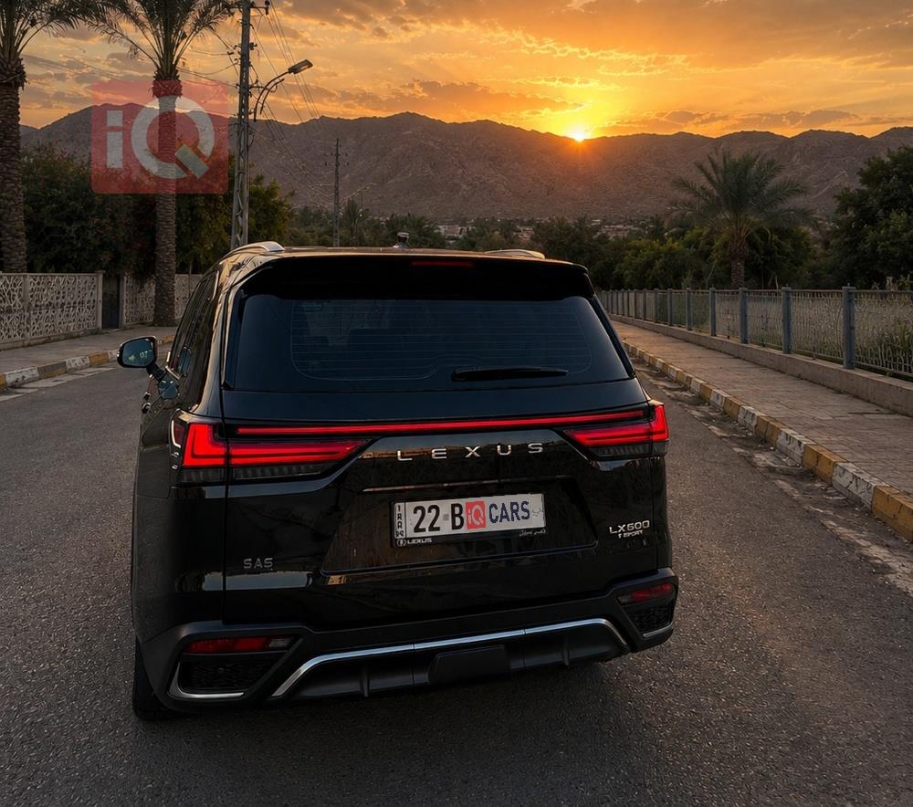Lexus LX
